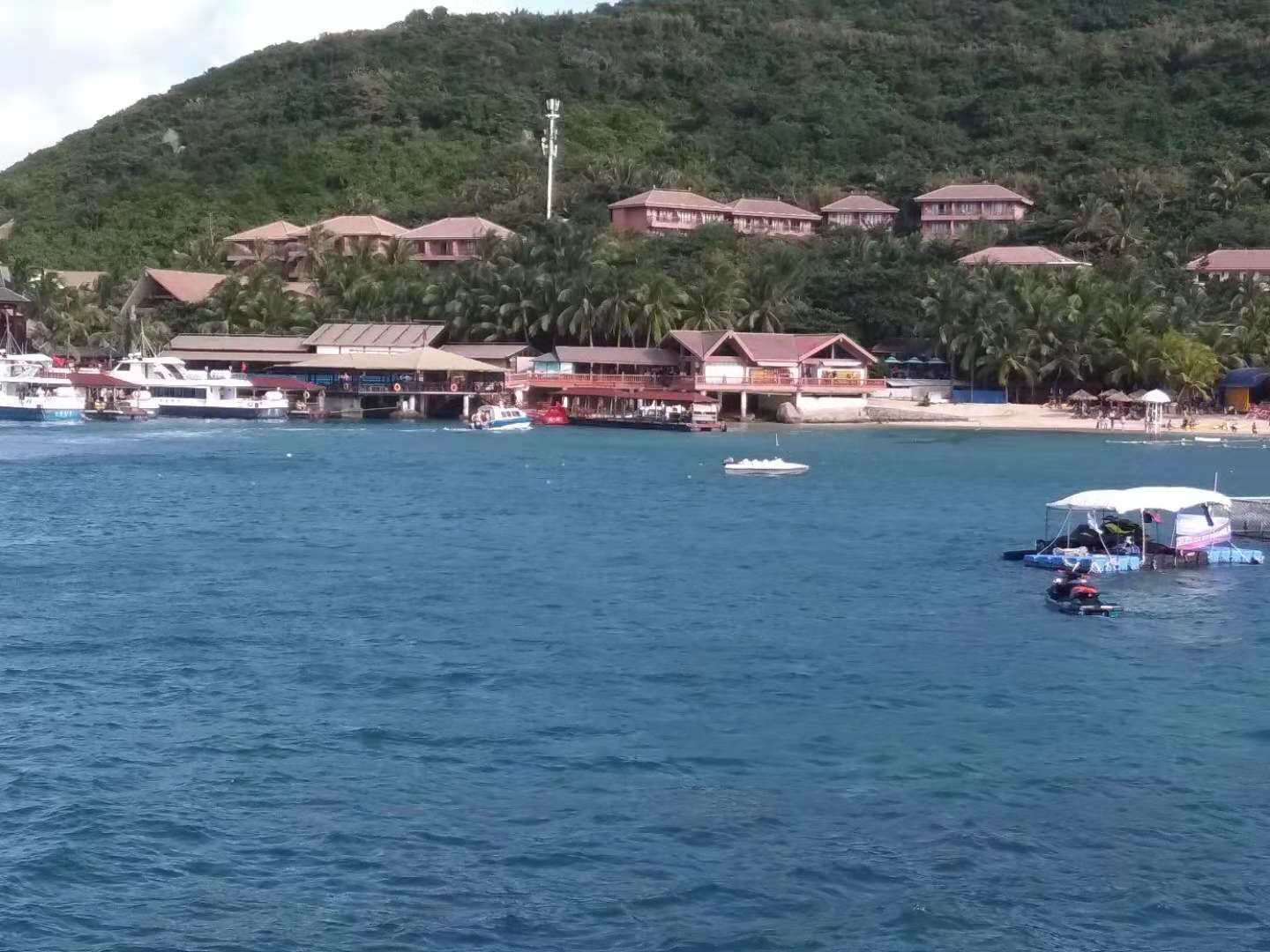 【海南游记优秀作文展示】海南五天四夜游记——李莹