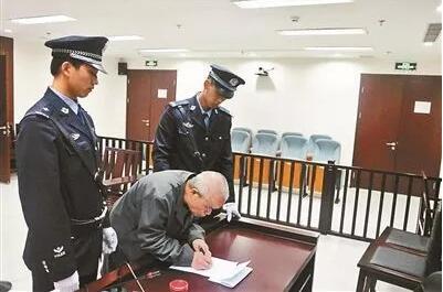 又一个孙小果？贩毒死刑不到1年竟被无罪释放