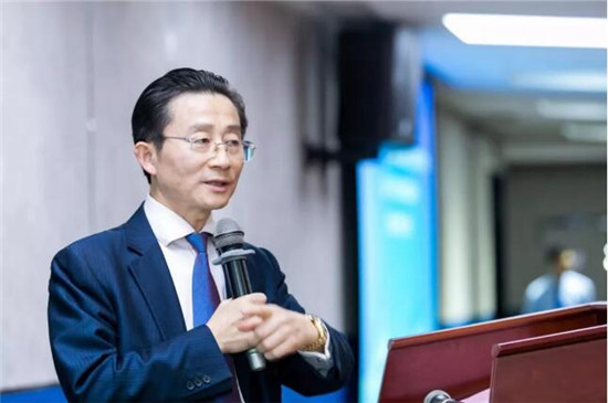 汪腾锋副会长主持“深圳建设中国特色社会主义先行示范区背景下律师业发展论坛”并作精彩发言