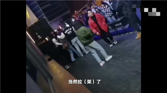 泰山球员恐吓姑娘不知社会险恶，打人之后还耀武扬威