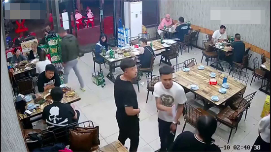 唐山打人目无王法，扫黑除恶严惩不贷！