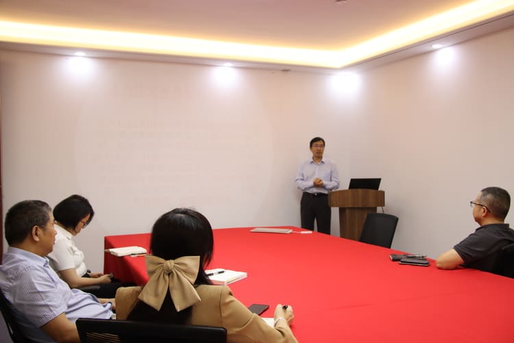 张宏亮律师关于投资理财纠纷争议解决研讨会